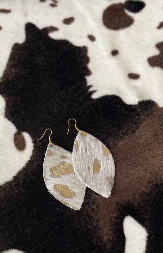Boho Western Cream Metallic Earrings